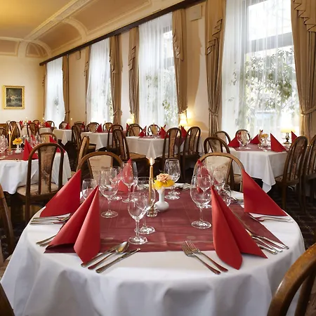 Orea Place Apart-hotel 4*